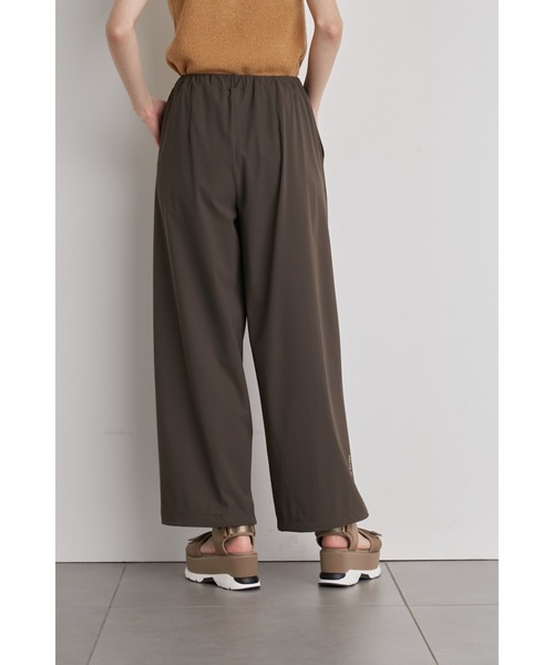 HELLY HANSEN(ヘリーハンセン)の「【emmi×HELLY HANSEN】W Water Rashguard Wide Pants(その他パンツ・レディース・ブラウン・MEDIUM/LARGE)」の10枚目の写真