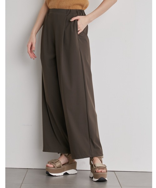 HELLY HANSEN(ヘリーハンセン)の「【emmi×HELLY HANSEN】W Water Rashguard Wide Pants(その他パンツ・レディース・ブラウン・MEDIUM/LARGE)」の22枚目の写真