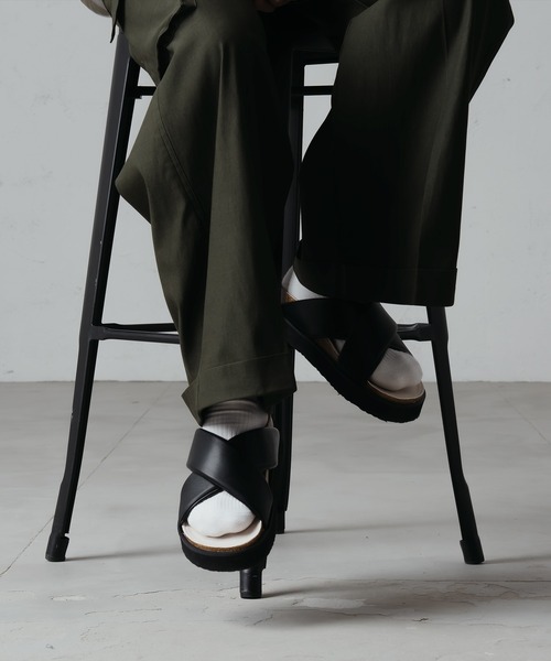 epnok（エプノック）の「クロスヘッドサンダル（サンダル・メンズ・ブラック・SMALL/MEDIUM/LARGE）」の3枚目の写真