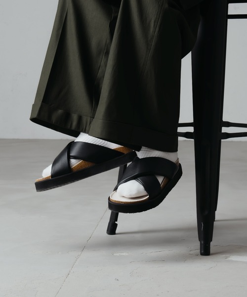 epnok（エプノック）の「クロスヘッドサンダル（サンダル・メンズ・ブラック・SMALL/MEDIUM/LARGE）」の4枚目の写真