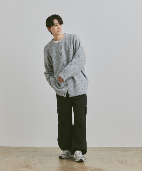flaner（フラネ）の「Loose boucle knit cardigan / ルーズブークレニットカーディガン（カーディガン/ボレロ・レディース・グレー/カーキ/オレンジ/チャコールグレー/ダークブラウン・LARGE/MEDIUM）」の10枚目の写真