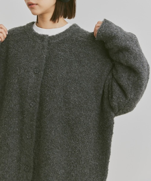 flaner（フラネ）の「Loose boucle knit cardigan / ルーズブークレニットカーディガン（カーディガン/ボレロ・レディース・グレー/カーキ/オレンジ/チャコールグレー/ダークブラウン・LARGE/MEDIUM）」の18枚目の写真