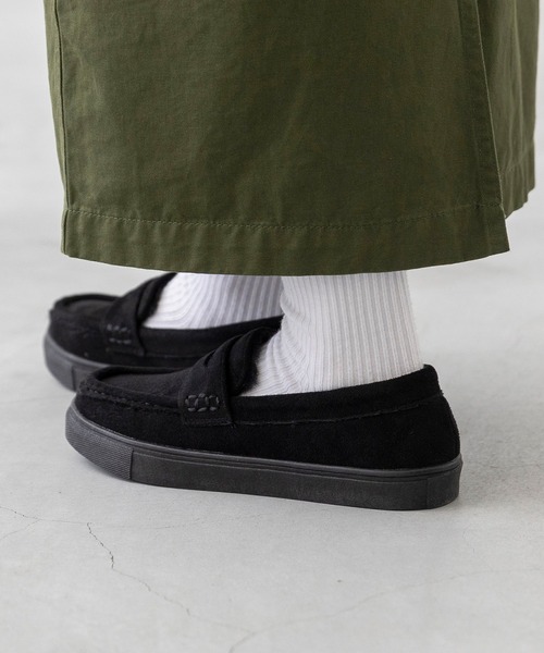 menue（メヌエ）の「あったか 撥水 モカシン ローファー（モカシン/デッキシューズ・レディース・ブラック/チャコール/アイボリー/モカ/ブラック系・S/M/L/LL）」の16枚目の写真