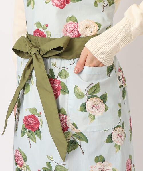 LAURA ASHLEY（ローラアシュレイ）の「カミール柄 エプロン（エプロン・レディース・ブルー系5/アイボリー系・00）」の12枚目の写真