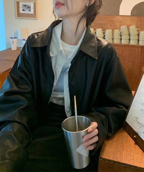 VitaFelice（ヴィータフェリーチェ）の「オーバーサイズ  フェイクレザー シャツ ジャケット（その他アウター・レディース・ブラック・MEDIUM/SMALL）」の11枚目の写真