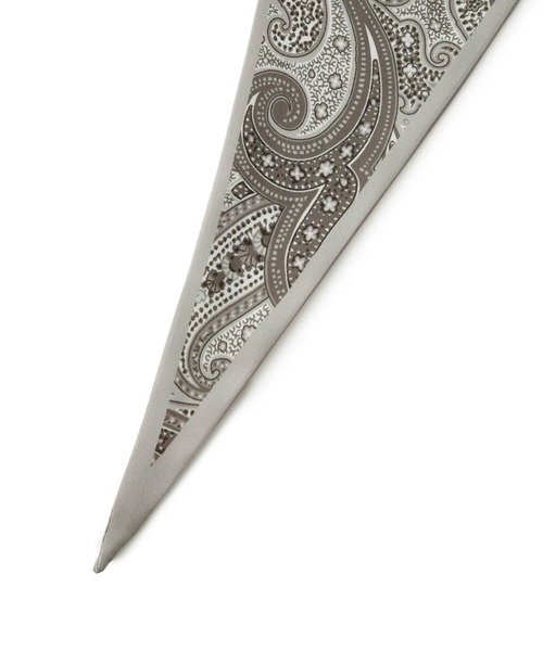 JUNRED（ジュンレッド）の「ペイズリーナロースカーフ（バンダナ/スカーフ・メンズ・カーキ/チャコールグレー/ライトグレー・FREE）」の5枚目の写真