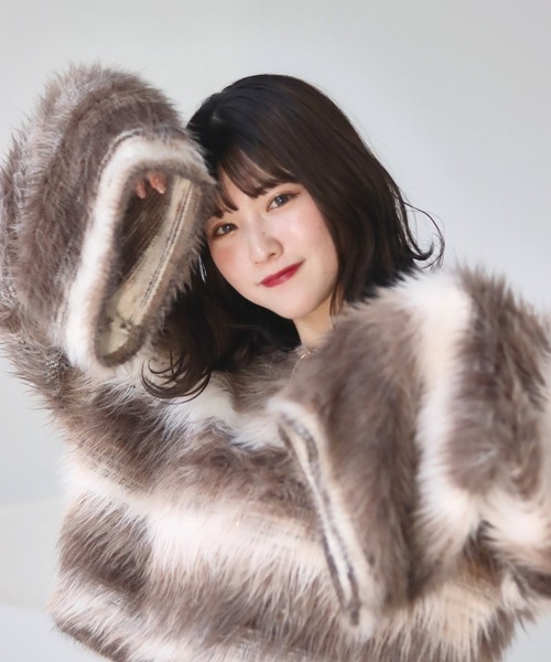 mellowneon（メロウネオン）の「ボーダーシャギーニット（ニット/セーター・レディース・ブラウン・FREE）」の5枚目の写真