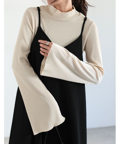 Re:EDIT（リエディ）の「リップルプリーツフレアスリーブトップス（Tシャツ/カットソー・レディース・ブラック/チャコールグレー/アイボリー・MEDIUM/LARGE）」の10枚目の写真