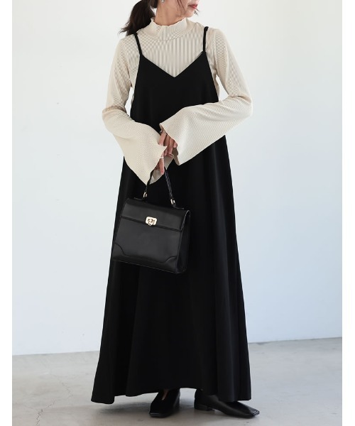 Re:EDIT（リエディ）の「リップルプリーツフレアスリーブトップス（Tシャツ/カットソー・レディース・ブラック/チャコールグレー/アイボリー・MEDIUM/LARGE）」の11枚目の写真