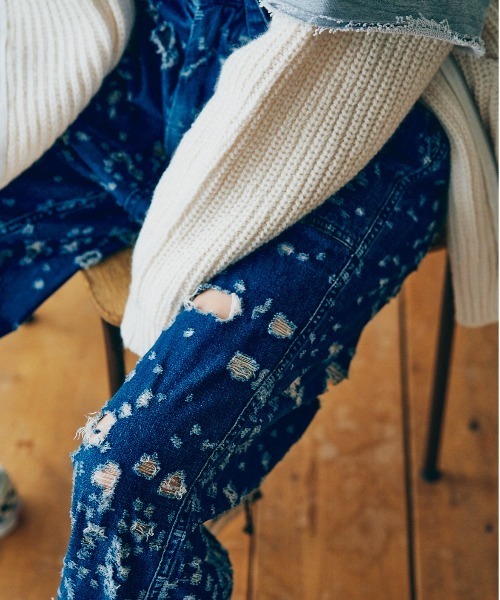 RNA(アールエヌエー)の「R4162 サスペンダータックパンツ(その他パンツ・レディース・ライトブルー・MEDIUM)」の14枚目の写真