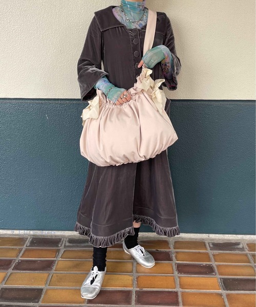 Casselini（キャセリーニ）の「Casselini(キャセリーニ)ビッグサイドダブルリボンバッグ（ショルダーバッグ・レディース・アイボリー/ブラック/ネイビー/カーキ/レッド/イエロー/パープル/ブルー/ホワイト・FREE）」の14枚目の写真