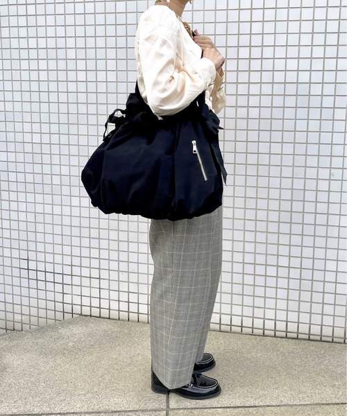 Casselini（キャセリーニ）の「Casselini(キャセリーニ)ビッグサイドダブルリボンバッグ（ショルダーバッグ・レディース・アイボリー/ブラック/ネイビー/カーキ/レッド/イエロー/パープル/ブルー/ホワイト・FREE）」の18枚目の写真