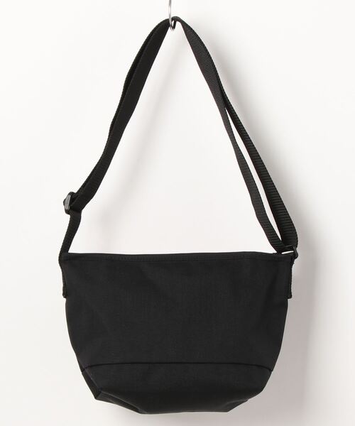 Manhattan Portage（マンハッタンポーテージ）の「Casual Messenger Bag JR Canvas Art Print 2023（メッセンジャーバッグ・メンズ・ブラック・SMALL）」の15枚目の写真