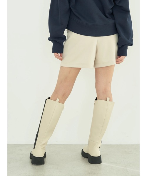earth music&ecology(アースミュージックアンドエコロジー)の「フロントジップショートパンツ(その他パンツ・レディース・ベージュ/ブラック/チョコ・S/M)」の7枚目の写真
