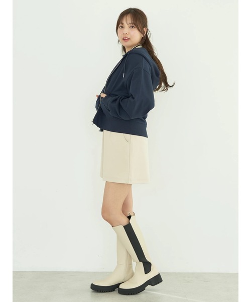 earth music&ecology(アースミュージックアンドエコロジー)の「フロントジップショートパンツ(その他パンツ・レディース・ベージュ/ブラック/チョコ・S/M)」の9枚目の写真