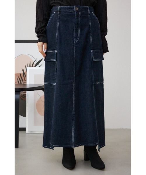AZUL by moussy(アズールバイマウジー)の「デニムカーゴセミフレアスカート(スカート・レディース・ワンウォッシュ/アイボリー・SMALL/MEDIUM)」の15枚目の写真