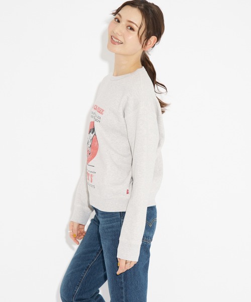 Levi's（リーバイス）の「Levi's/リーバイス クルーネック スウェットシャツ グレー HEATHER GRAY（スウェット・レディース・グレー・M/S/XS）」の9枚目の写真