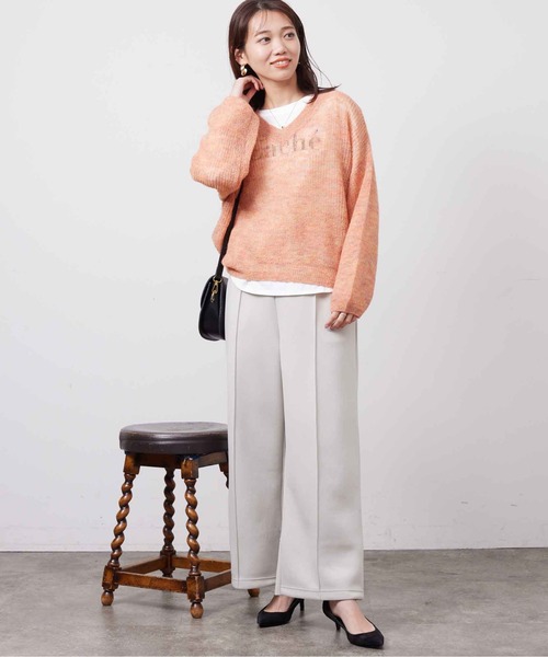 Chez toi(シェトワ)の「Vネックカラフルシアーニットプルオーバー(ニット/セーター・レディース・ベージュ/ネイビー/オレンジ/グリーン・FREE)」の13枚目の写真