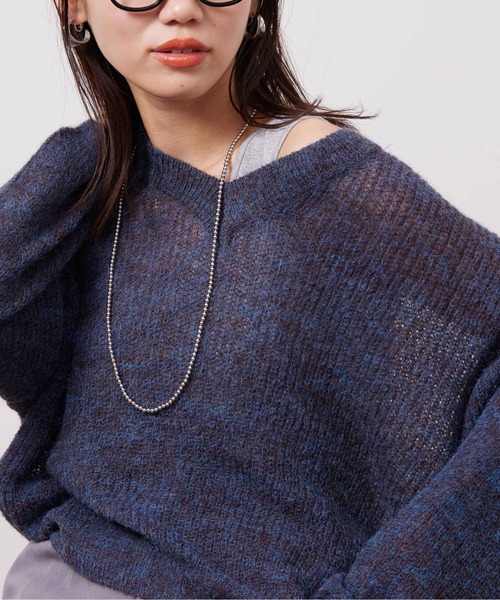 Chez toi(シェトワ)の「Vネックカラフルシアーニットプルオーバー(ニット/セーター・レディース・ベージュ/ネイビー/オレンジ/グリーン・FREE)」の7枚目の写真