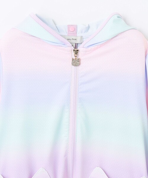 ANY（エニィ）の「サラサラ UVカット パーカー（その他アウター・キッズ・サックスブルー系/アイボリー系/ライラック系8・110/130/120）」の17枚目の写真