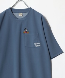 Disney（ディズニー）の「2026SS Disney ディズニー オーバーサイズ ミッキーワンポイント刺繍 ポケット付半袖Tシャツ レディース メンズ（Tシャツ/カットソー）」