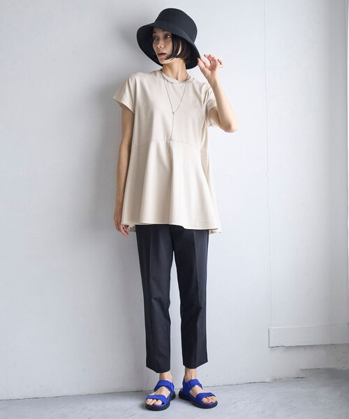 【新品タグ付】パトゥ★ボリュームペプラム Tシャツ セール】【接触冷感/ストレッチ/シワになりにくい】BEAUTY FORM