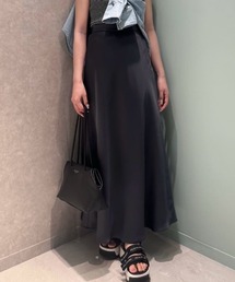 【eS】サテンナロースカート
