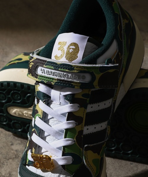 adidas（アディダス）の「adidas FORUM 84 BAPE LOW ID4771