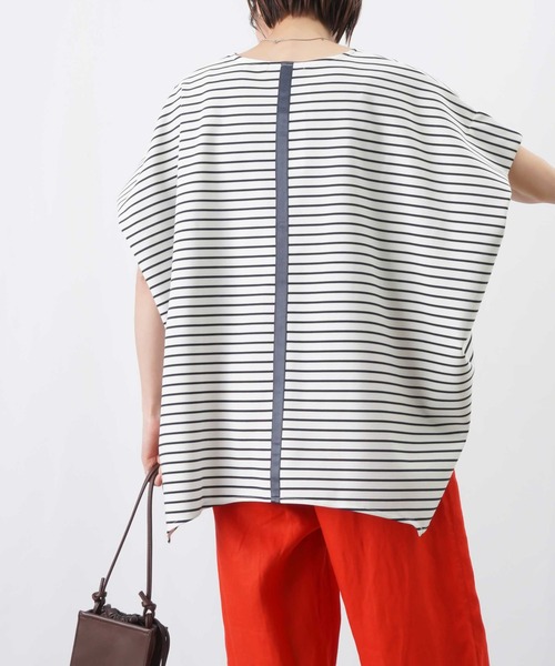 LUCA/LADY LUCK LUCA(ルカ/レディラックルカ)の「LC/LLL ポンチローマサイドボリュームプルオーバー(Tシャツ/カットソー・レディース・その他/ネイビー/オフホワイト・FREE)」の10枚目の写真