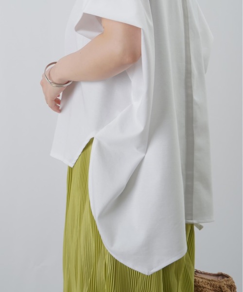 LUCA/LADY LUCK LUCA(ルカ/レディラックルカ)の「LC/LLL ポンチローマサイドボリュームプルオーバー(Tシャツ/カットソー・レディース・その他/ネイビー/オフホワイト・FREE)」の21枚目の写真