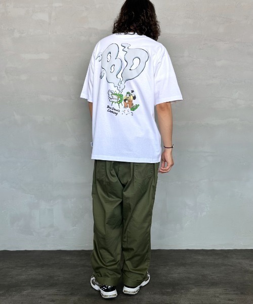 BEN DAVIS（ベンデイビス）の「[BEN DAVIS/ベンデイビス] SMOKING TV バックプリントショートスリーブTシャツ（Tシャツ/カットソー・レディース・チャコールグレー/ダークグリーン/ホワイト・M/L/XL）」の8枚目の写真