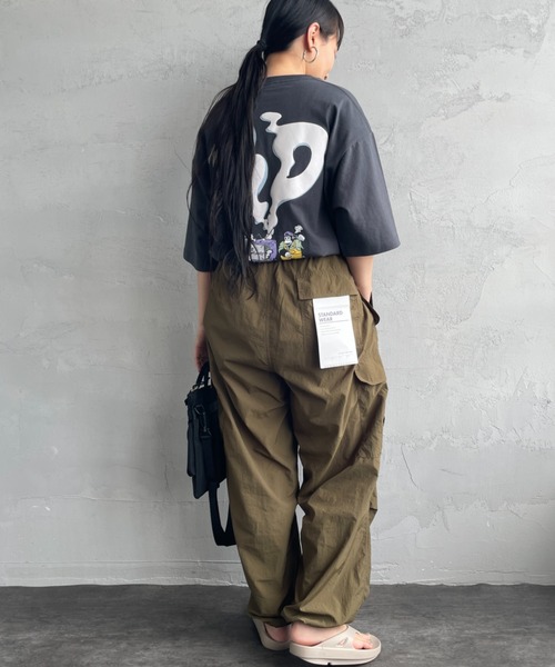 BEN DAVIS（ベンデイビス）の「[BEN DAVIS/ベンデイビス] SMOKING TV バックプリントショートスリーブTシャツ（Tシャツ/カットソー・レディース・チャコールグレー/ダークグリーン/ホワイト・M/L/XL）」の15枚目の写真
