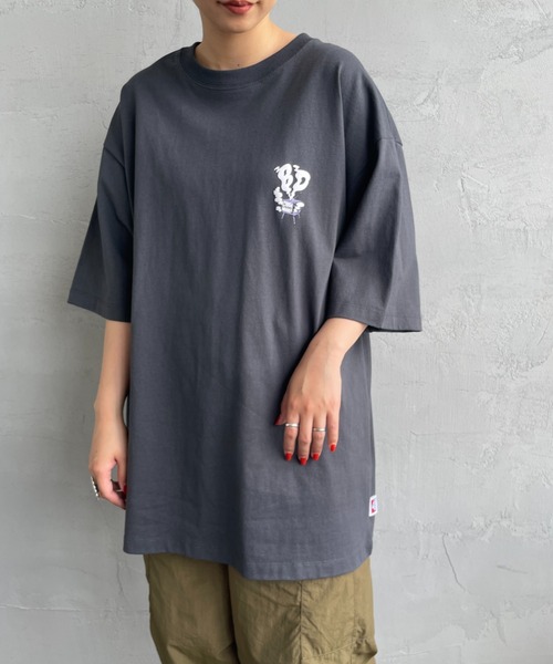 BEN DAVIS（ベンデイビス）の「[BEN DAVIS/ベンデイビス] SMOKING TV バックプリントショートスリーブTシャツ（Tシャツ/カットソー・レディース・チャコールグレー/ダークグリーン/ホワイト・M/L/XL）」の20枚目の写真