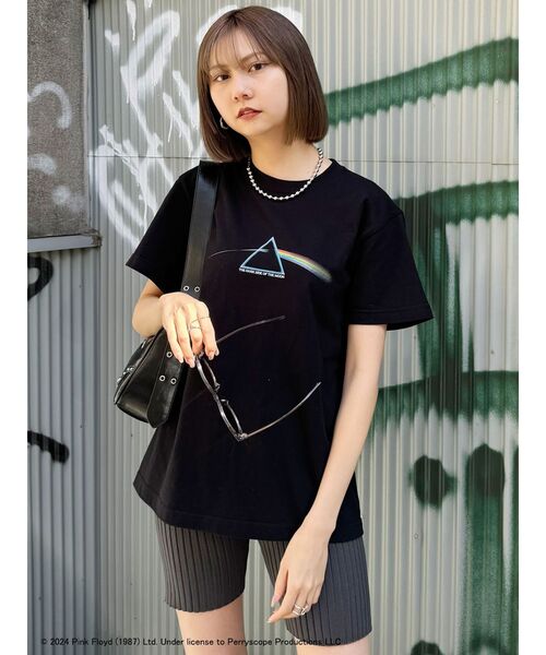 MURUA（ムルーア）の「【PINK FLOYD】prism oversize T（Tシャツ/カットソー・レディース・ブラック/ホワイト・FREE）」の3枚目の写真