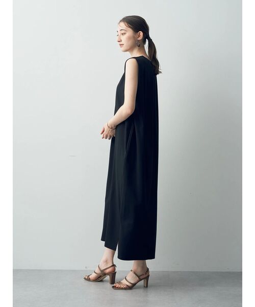 YECCA VECCA(イェッカヴェッカ)の「ノースリーブカットワンピース(ワンピース・レディース・ライトベージュ/ブラック/チャコールグレー・FREE)」の16枚目の写真