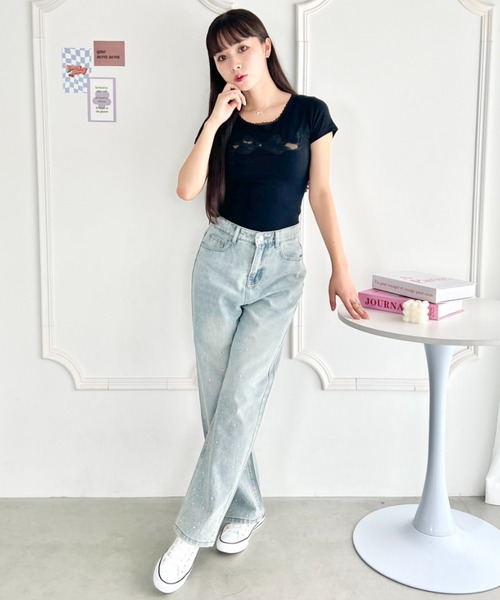 Loueme(ルエム)の「透かしレースリボントリムトップス(Tシャツ/カットソー・レディース・ブラック/ホワイト・FREE)」の7枚目の写真