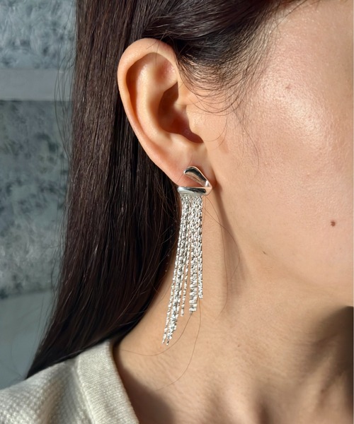 Burner（バーナー）の「【CHI SELECT】タッセル ロング ピアス デザイン chi-pierce-00508 U（ピアス（両耳用）・レディース・ゴールド/シルバー・FREE）」の8枚目の写真