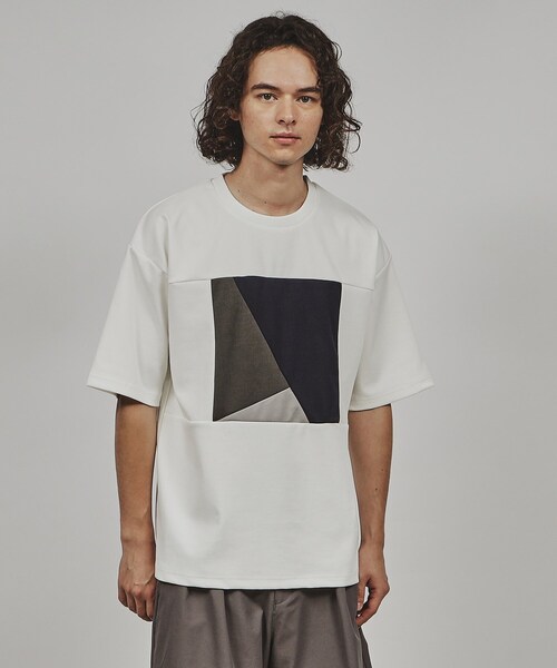 tk.TAKEO KIKUCHI(ティーケータケオキクチ)の「◆スクエア切替カットソー(Tシャツ/カットソー・メンズ・ベージュ系4/ブラック系4/ホワイト系5・04/03/02)」の15枚目の写真