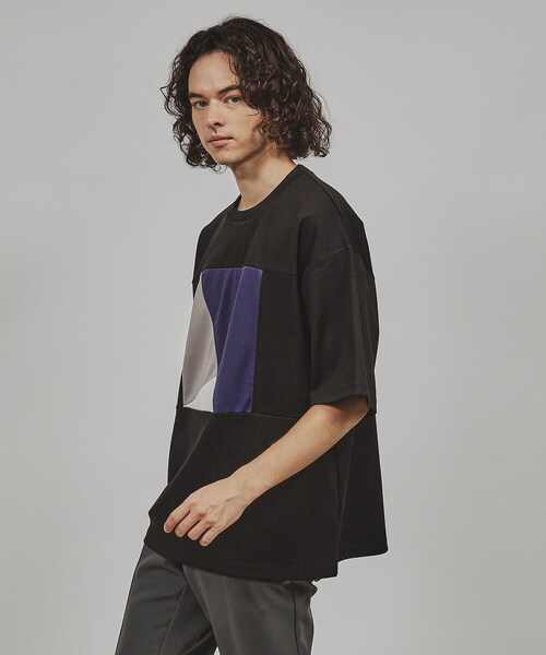 tk.TAKEO KIKUCHI(ティーケータケオキクチ)の「◆スクエア切替カットソー(Tシャツ/カットソー・メンズ・ベージュ系4/ブラック系4/ホワイト系5・04/03/02)」の10枚目の写真