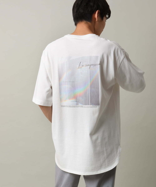 a.v.v(アーヴェヴェ)の「【HIDEYUKI SUTO×a.v.vコラボ】フォトプリントロングシルエットTシャツ(Tシャツ/カットソー・メンズ・ホワイト/ライトグレー・48/46/50/44)」の2枚目の写真