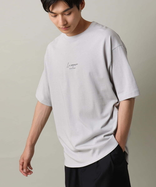 a.v.v(アーヴェヴェ)の「【HIDEYUKI SUTO×a.v.vコラボ】フォトプリントロングシルエットTシャツ(Tシャツ/カットソー・メンズ・ホワイト/ライトグレー・48/46/50/44)」の1枚目の写真