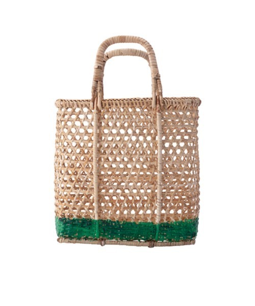 LILA&FLEUR(リラアンドフルール)の「Paint Rattan Basket M(かごバッグ・レディース・ピンク系/ブルー系/グリーン系/ブラック系・MEDIUM)」の2枚目の写真