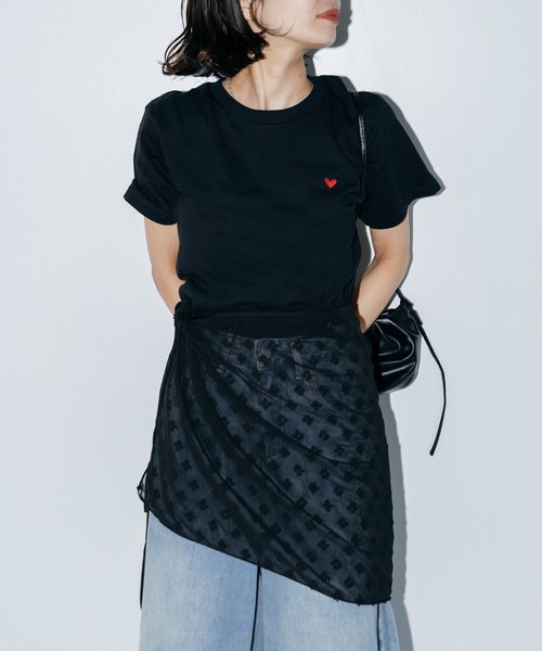 LIENCOEUR（リアンクール）の「ミニハート刺繍Tシャツ（Tシャツ/カットソー・レディース・ホワイト/ホワイト系その他/ブラック/ブラック系その他・FREE）」の12枚目の写真
