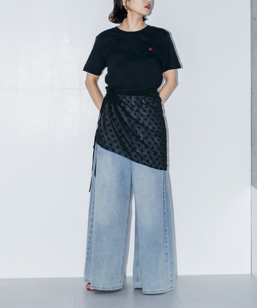 LIENCOEUR（リアンクール）の「ミニハート刺繍Tシャツ（Tシャツ/カットソー・レディース・ホワイト/ホワイト系その他/ブラック/ブラック系その他・FREE）」の16枚目の写真