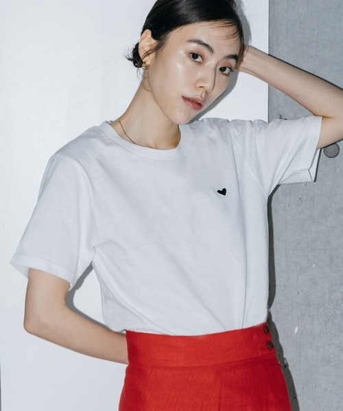 LIENCOEUR（リアンクール）の「ミニハート刺繍Tシャツ（Tシャツ/カットソー・レディース・ホワイト/ホワイト系その他/ブラック/ブラック系その他・FREE）」の19枚目の写真