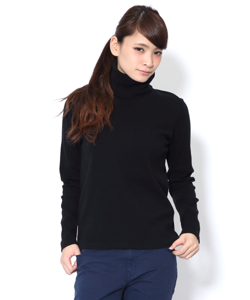 X-girl（エックスガール）の「BASIC SLIM TURTLENECK TOP（Tシャツ/カットソー・レディース・アッシュ/ブラック/ホワイト/ネイビー・1/2）」の2枚目の写真