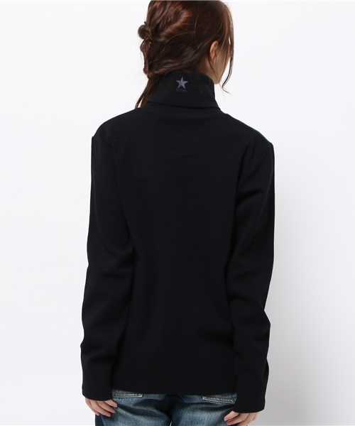 X-girl（エックスガール）の「BASIC SLIM TURTLENECK TOP（Tシャツ/カットソー・レディース・アッシュ/ブラック/ホワイト/ネイビー・1/2）」の7枚目の写真