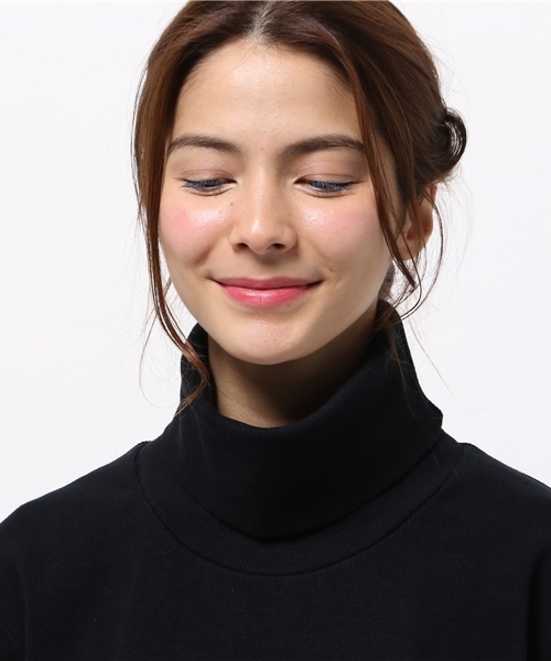 X-girl（エックスガール）の「BASIC SLIM TURTLENECK TOP（Tシャツ/カットソー・レディース・アッシュ/ブラック/ホワイト/ネイビー・1/2）」の8枚目の写真