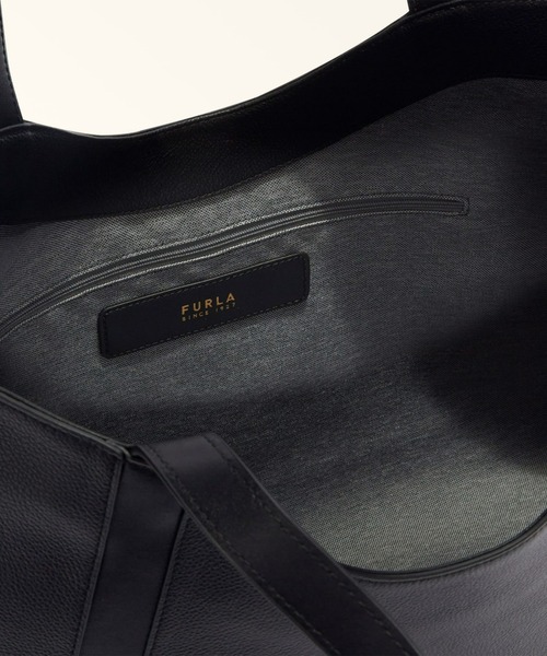 FURLA（フルラ）の「FURLA GOCCIA XL HOBO（ショルダーバッグ・レディース・ブラック・ONE SIZE）」の8枚目の写真