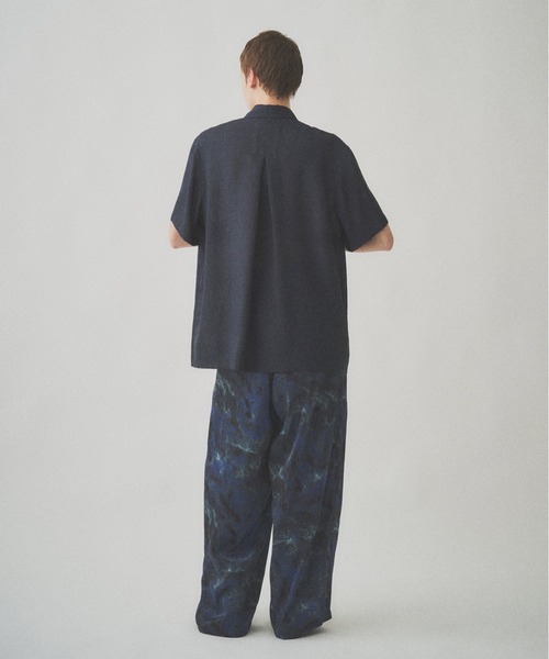 Juha（ユハ）の「SHEER SHARKSKIN SS SHIRT（シャツ/ブラウス・メンズ・ネイビー/ブラック/グレイッシュベージュ・4/3）」の16枚目の写真